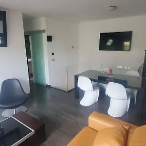https://stylish-apartment-in-tegueste.adeje-hotels.com