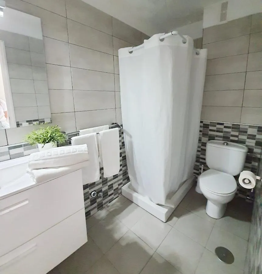 Apartment Comodoro Los Cristianos  Spain